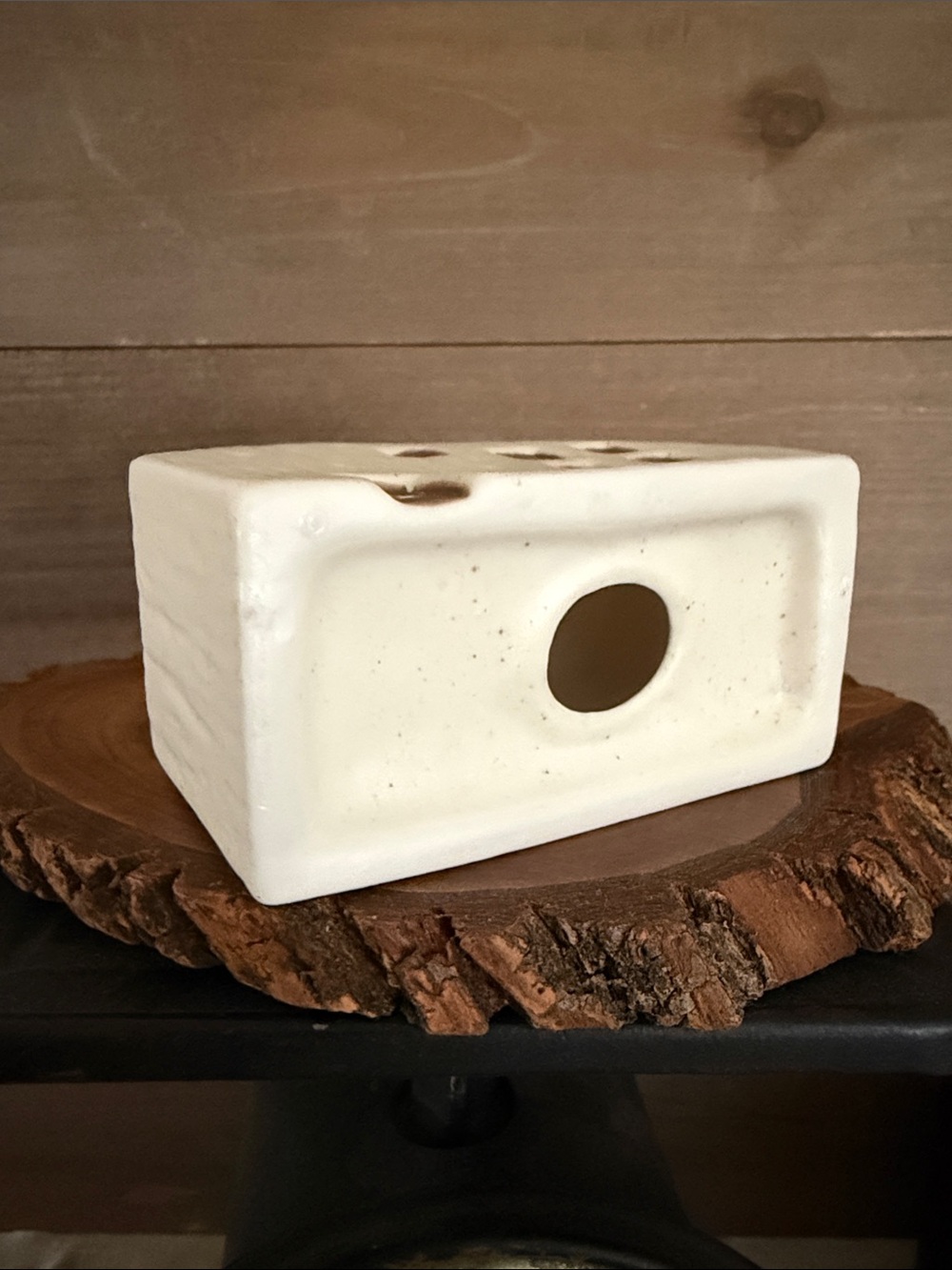 Small Stoneware House Figurine - Picture 5 of 11